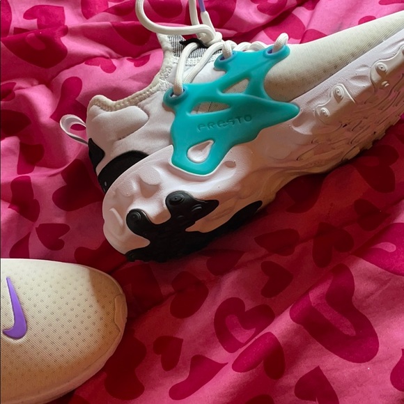 nike presto react - Picture 3 of 5